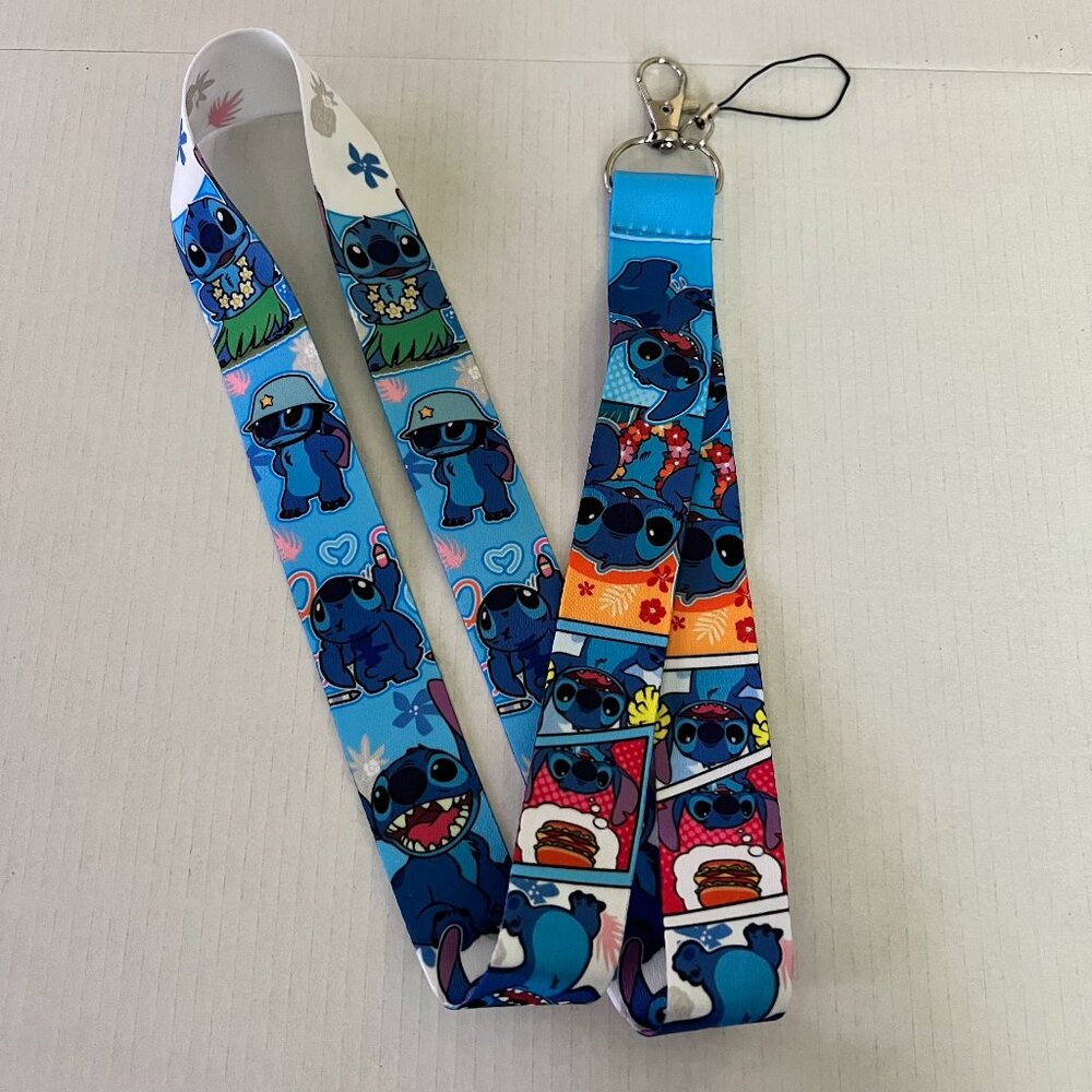 DISNEY’S Lilo & Stitch Pin Trading Lanyard w/Card Clip &‎ Loop (BRAND NEW!)